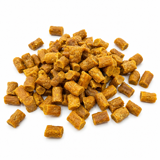 Knusprige Entensnack-Würfel, goldbraun, trockene Stücke