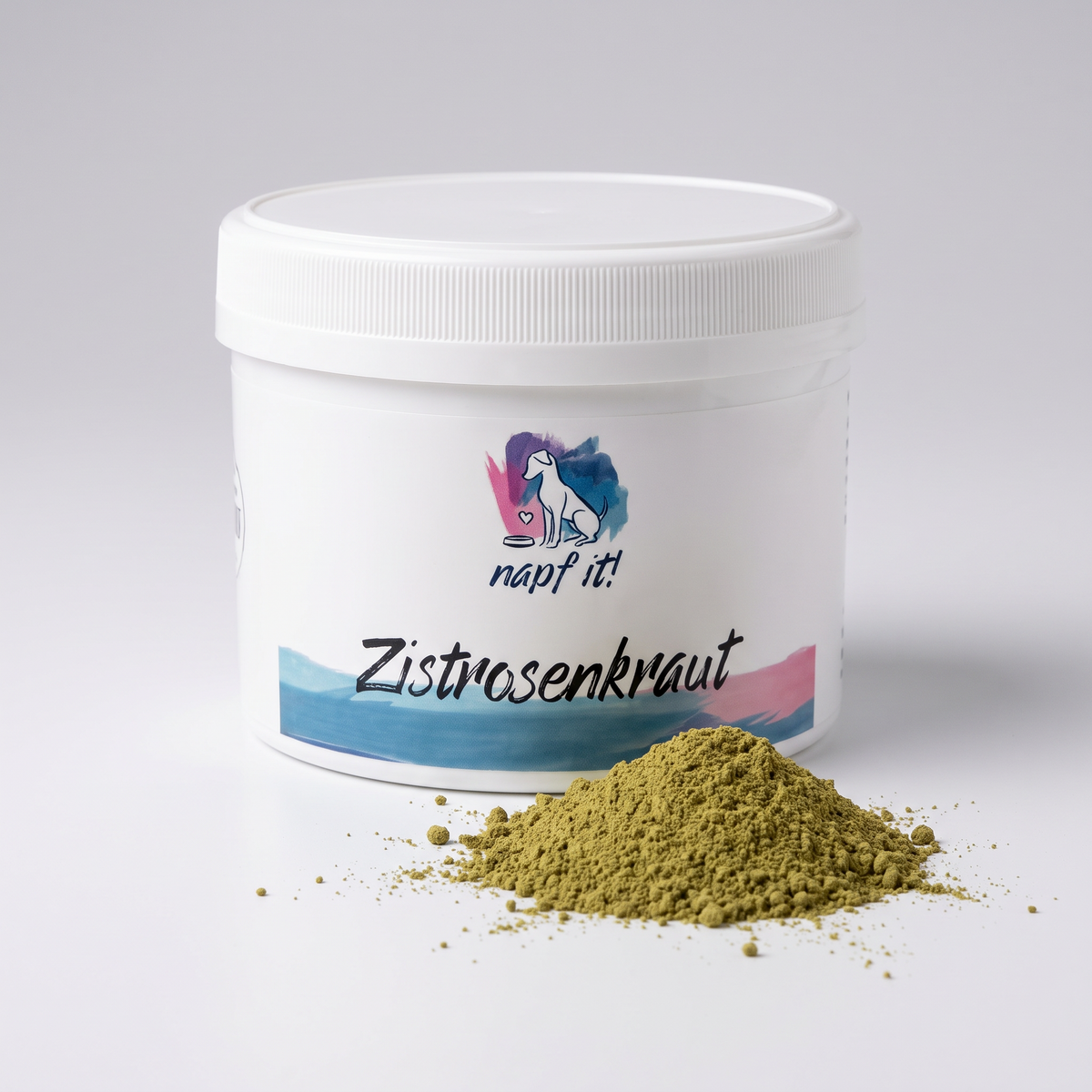 Zistrosenkraut im weißen Kunststoffbecher mit beigem Kräuterpulver
